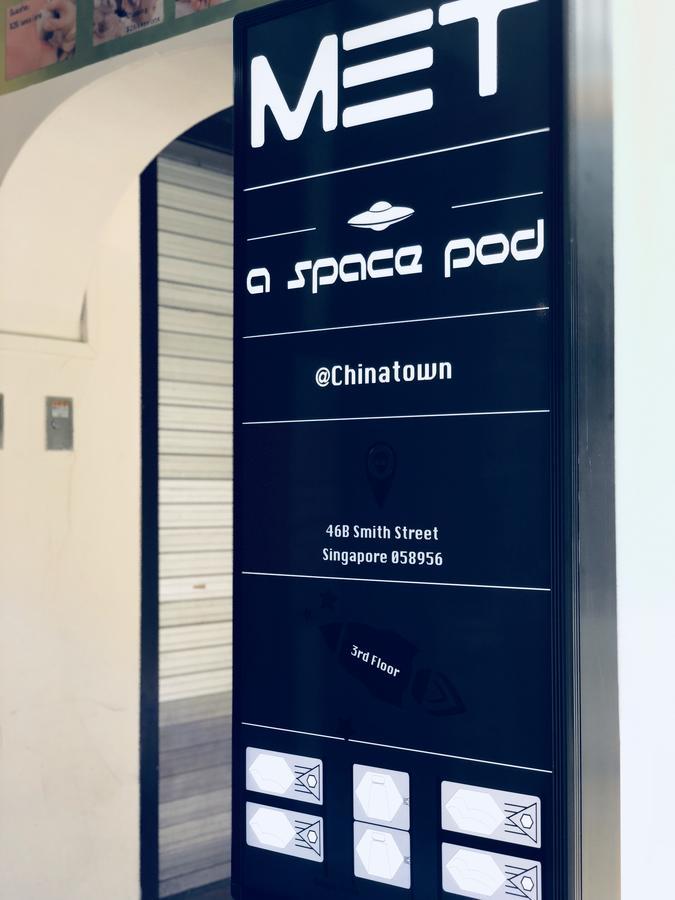 Met A Space Pod @ Chinatown Singapore Eksteriør bilde